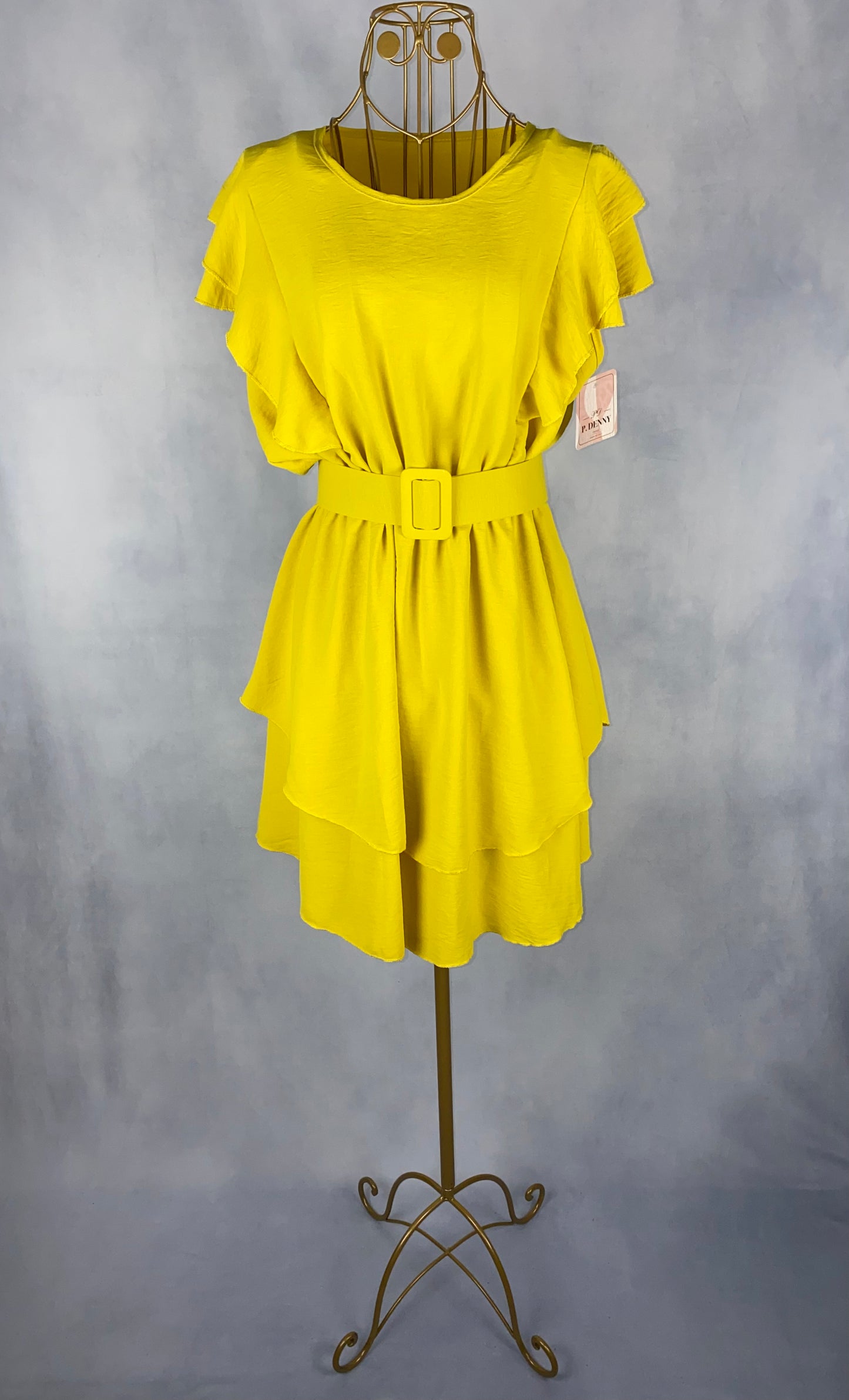 Kleid mit Gürtel gelb