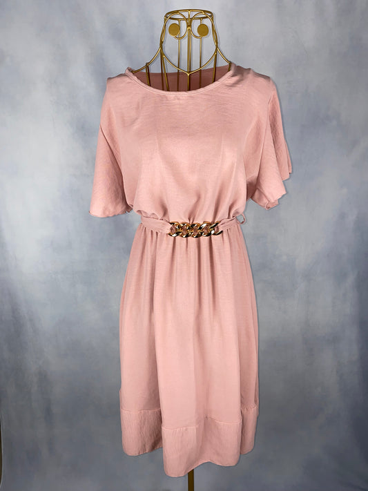 Kleid mit Gürtel rosé